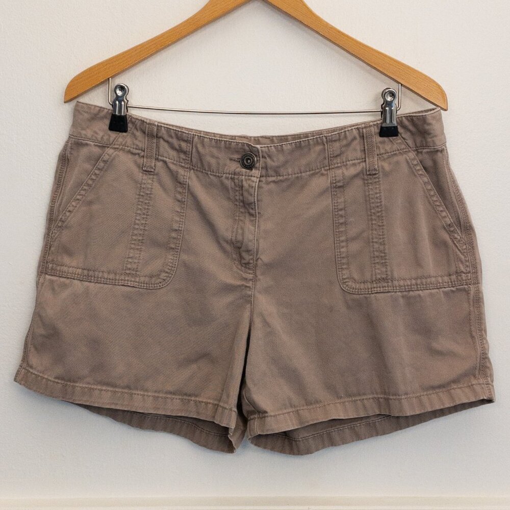 Ann Taylor Signature Fit Shorts Size 12 Khaki Casual Utility Lower Waist